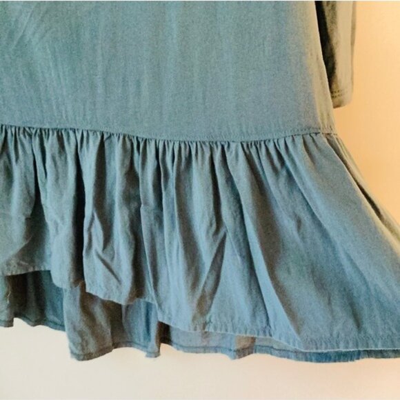 Loft Women's Blue Ruffle Hem 3/4 Sleeve Top Size S - Picture 5 of 8